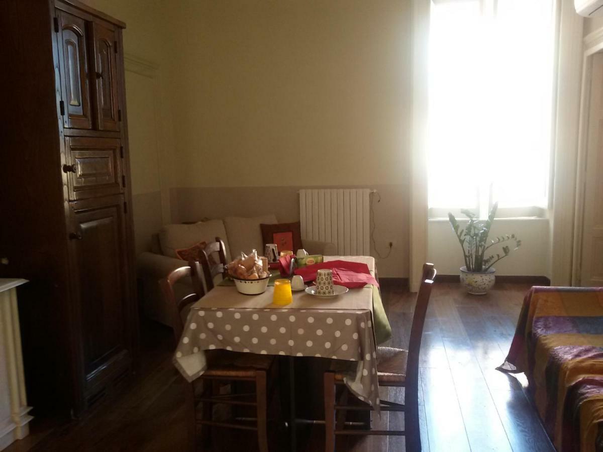 B & B Luca Giordano N6 Nápoly Kültér fotó