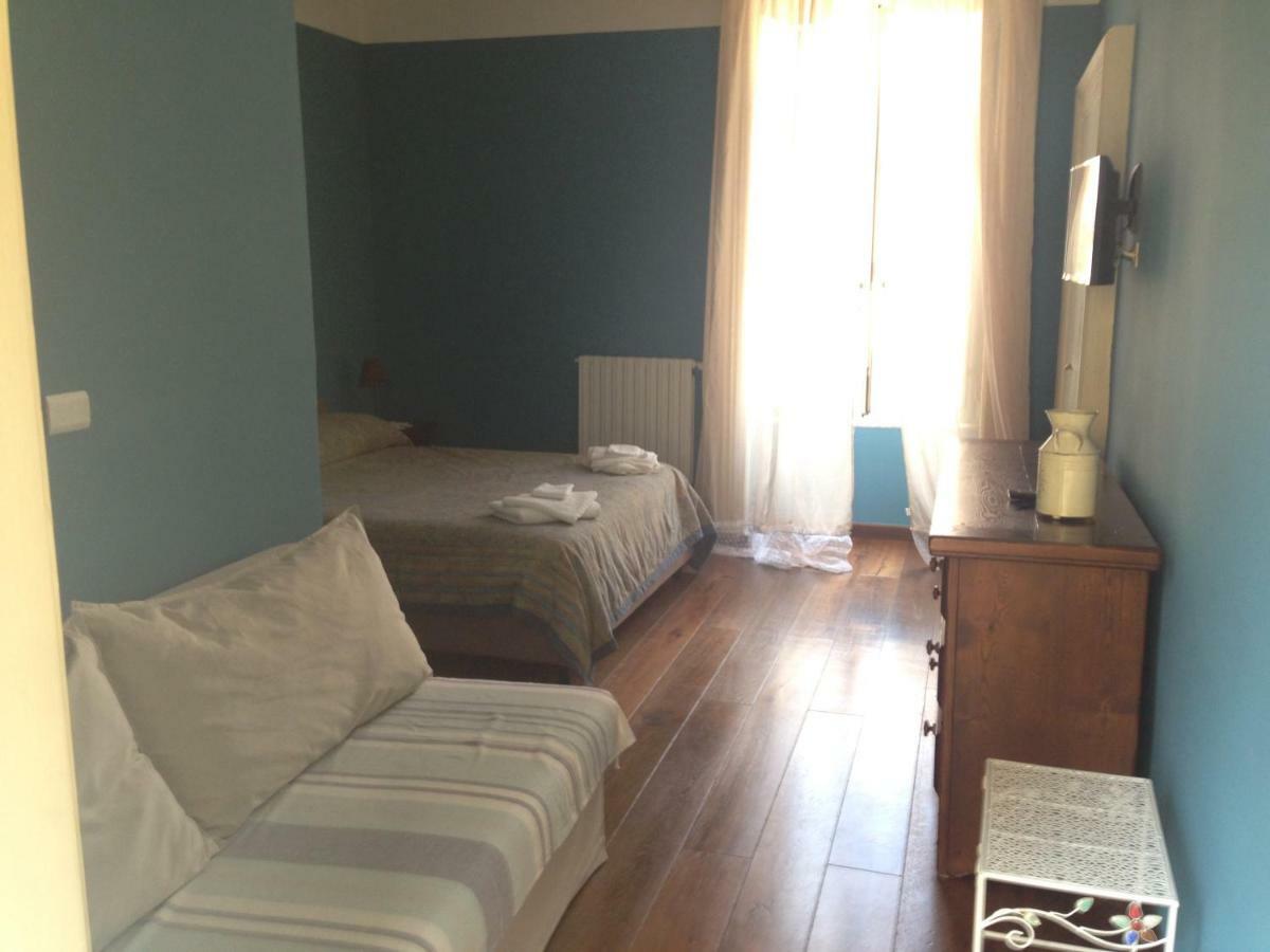 B & B Luca Giordano N6 Nápoly Kültér fotó