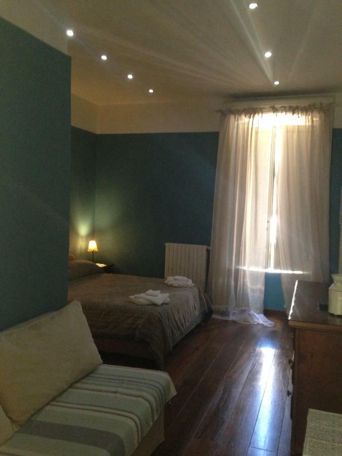B & B Luca Giordano N6 Nápoly Kültér fotó