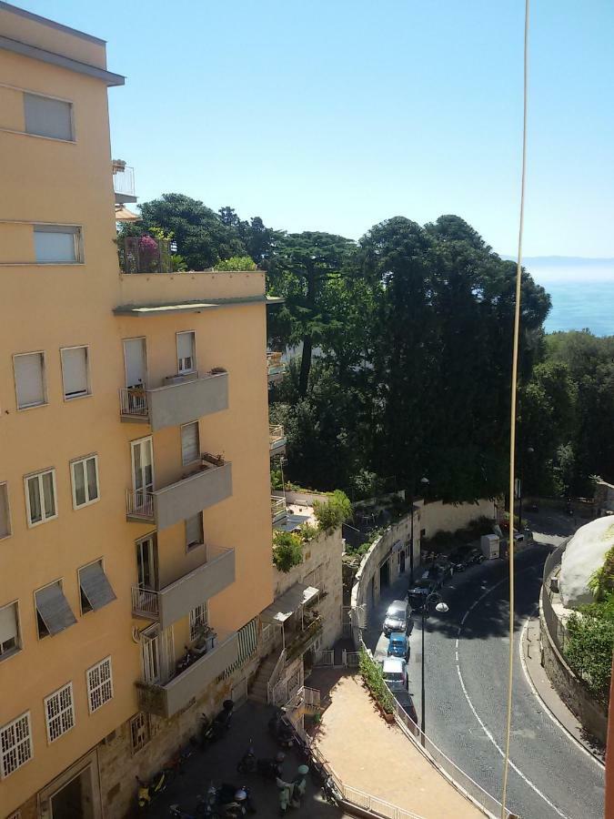 B & B Luca Giordano N6 Nápoly Kültér fotó